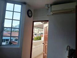 Pebble Lane (D15), Terrace #598701271